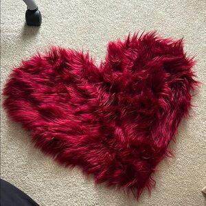 Red Heart-Shaped Faux Fur Rug